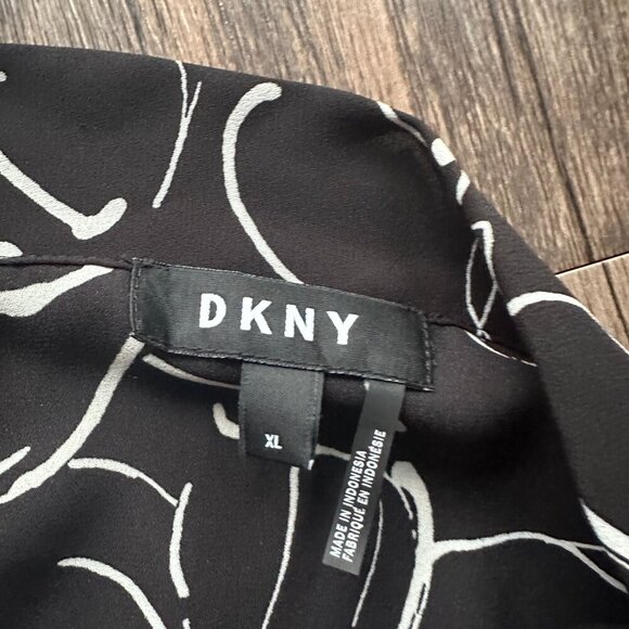 DKNY Black and White Abstract Print Blouse with Tie Detail - Size XL - Picture 3 of 3